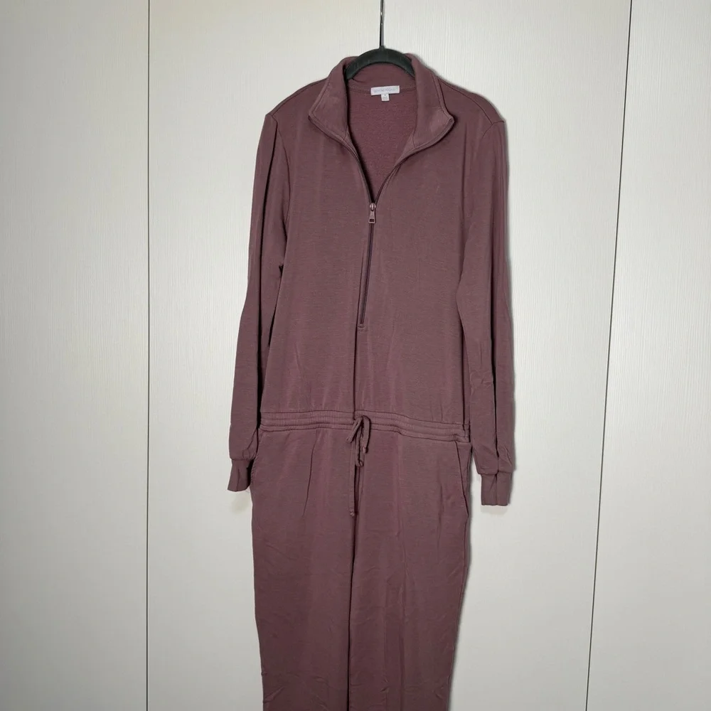 Mauve Beyond Yoga ski weekend Jumpsuit size M - Picture 1 of 12